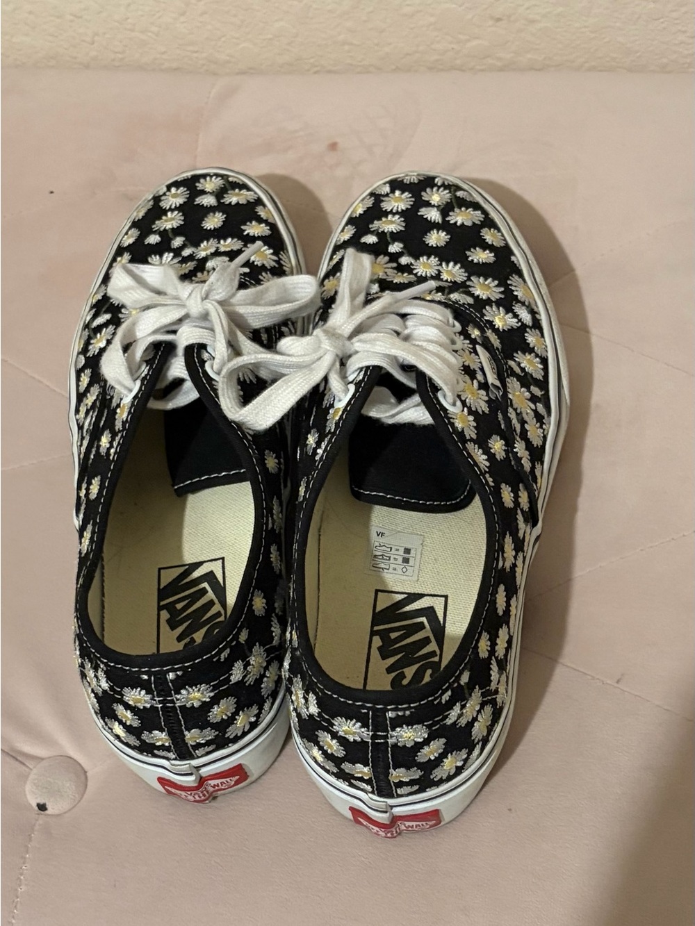 Vans - Picture 2 of 3